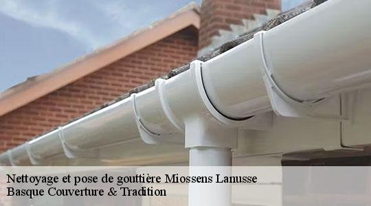 Nettoyage et pose de gouttière  miossens-lanusse-64450 Basque Couverture & Tradition